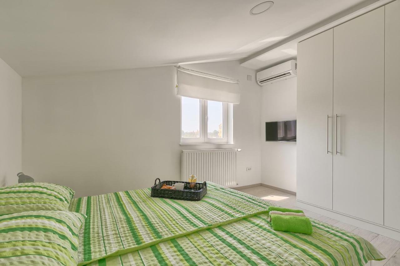 Holiday Home Nikol プーラ エクステリア 写真