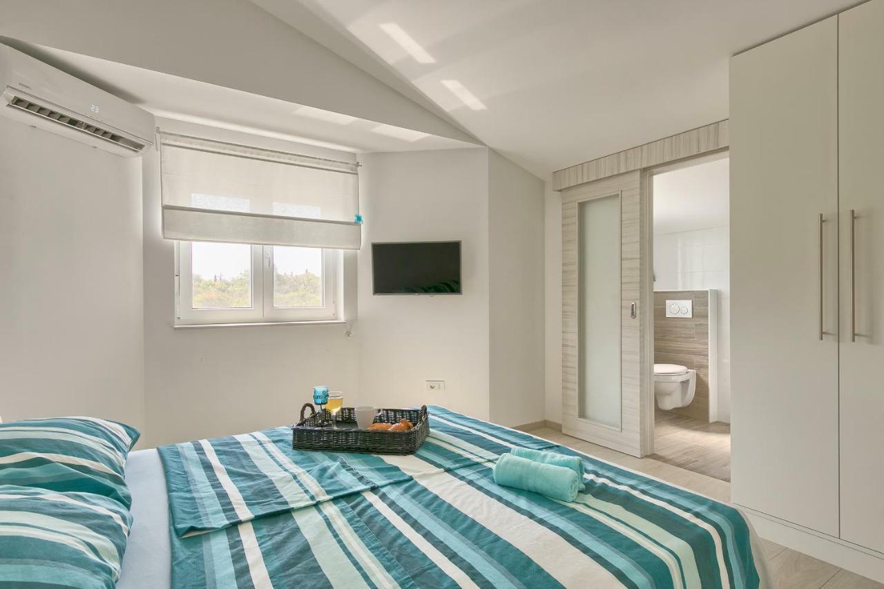 Holiday Home Nikol プーラ エクステリア 写真